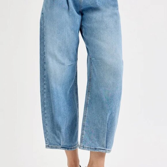 RISEN Full Size Mid Rise Fit Crop Wide Volume Leg Jeans Plus Size - Picture 6 of 6